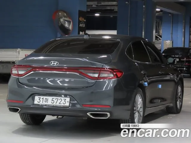 Hyundai Grandeur 2018 thumb 2