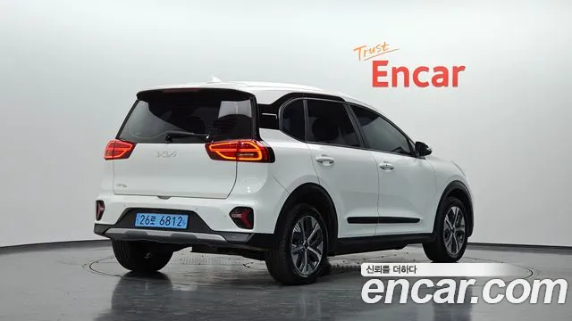 Kia Niro 2022 thumb 2