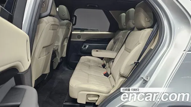 Land Rover Discovery 2018 thumb 11