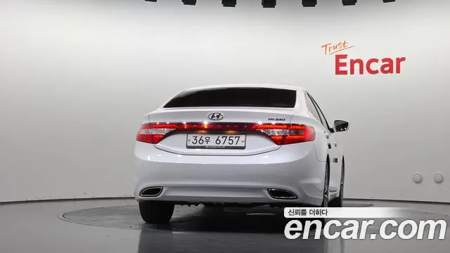 Hyundai Grandeur 2013 thumb 4