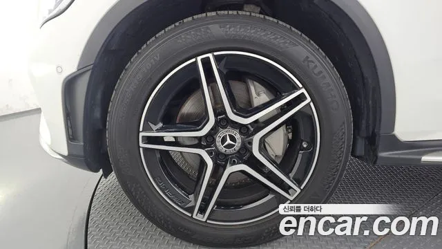 Mercedes-Benz GLC 2022 thumb 5