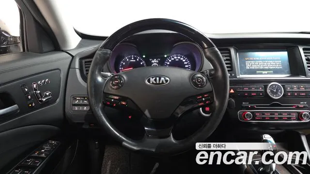 Kia K9 2012 thumb 12