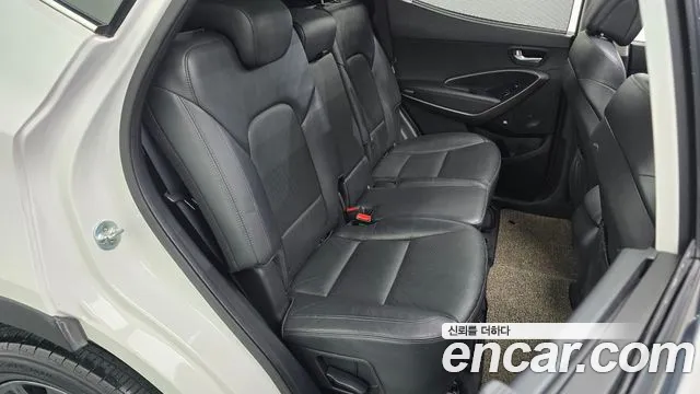 Hyundai Santa Fe 2016 thumb 11