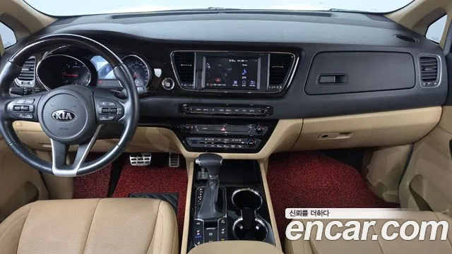 Kia Carnival 2018 thumb 7