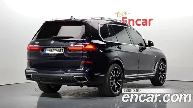 BMW X7 2021 thumb 2