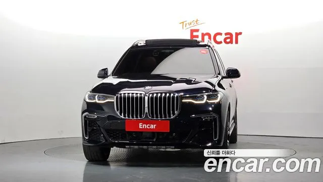 BMW X7 2021 thumb 3