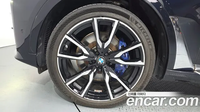 BMW X7 2021 thumb 5