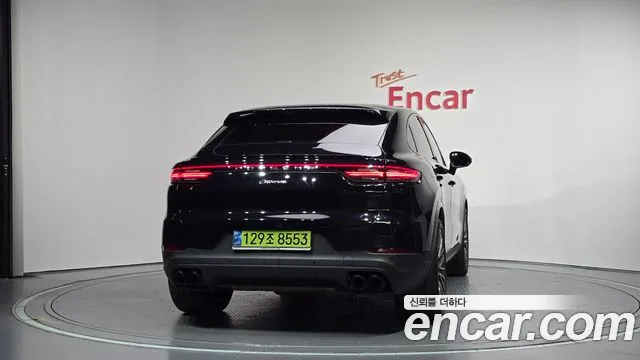 Porsche Cayenne 2022 thumb 4
