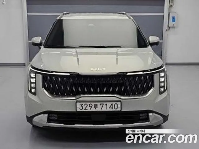 Kia Carnival 2024 thumb 2