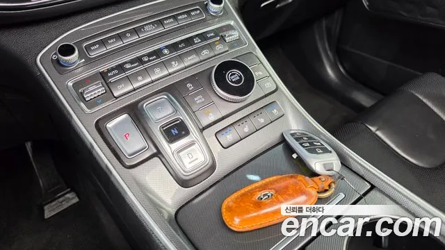 Hyundai Santa Fe 2021 thumb 9