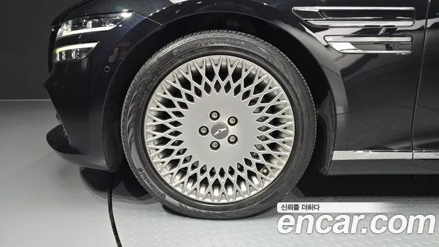 Genesis G80 2023 thumb 4