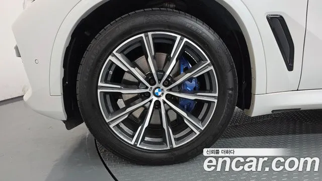 BMW X5 2021 thumb 5