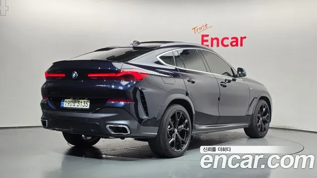 BMW X6 2021 thumb 2