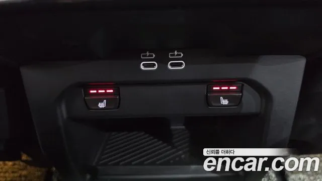 BMW 5-Series 2024 thumb 12