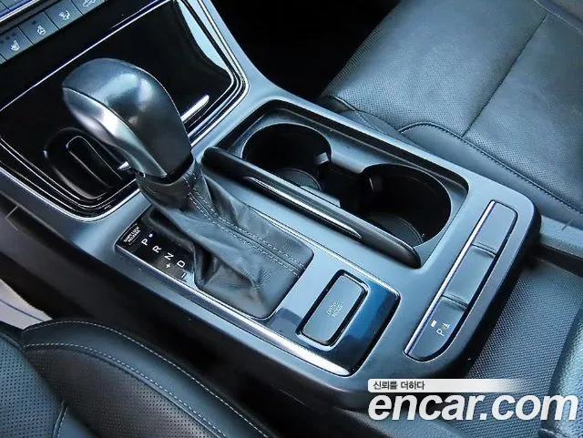 Hyundai Grandeur 2017 thumb 10