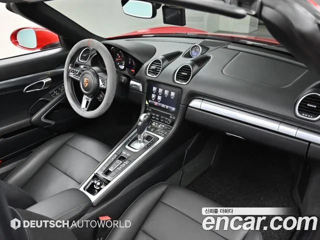 Porsche Cayman 2019 thumb 7