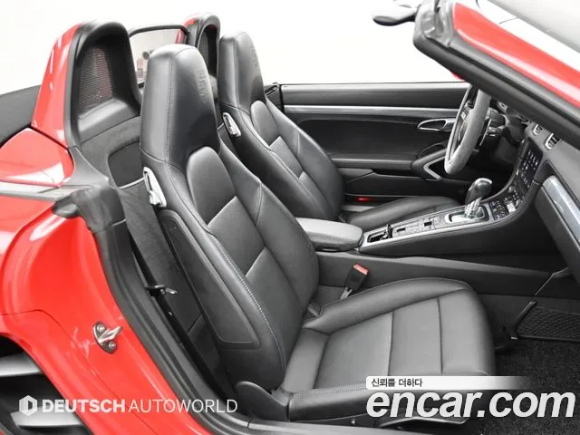 Porsche Cayman 2019 thumb 10