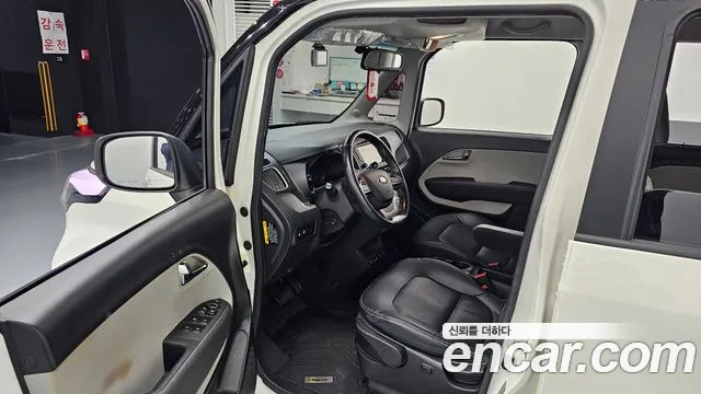 Kia Ray 2016 thumb 10
