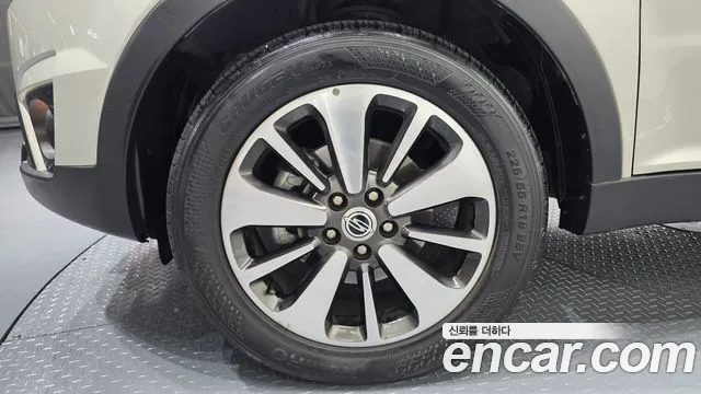KG_Mobility_Ssangyong KORANDO 2013 thumb 5