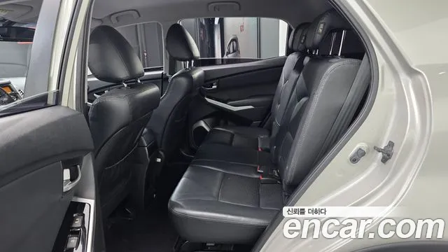 KG_Mobility_Ssangyong KORANDO 2013 thumb 12