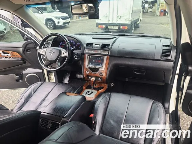 KG_Mobility_Ssangyong Rexton 2016 thumb 2
