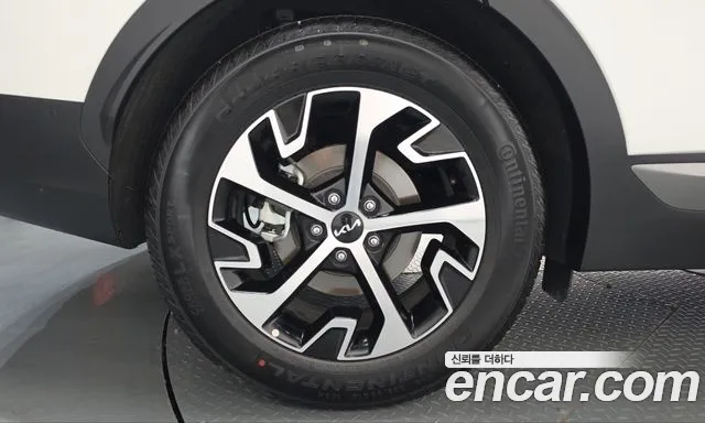 Kia Sportage 2024 thumb 4