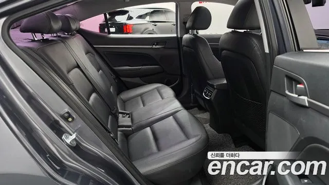 Hyundai Avante 2016 thumb 11