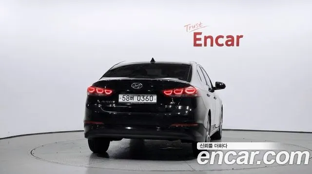 Hyundai Avante 2015 thumb 4