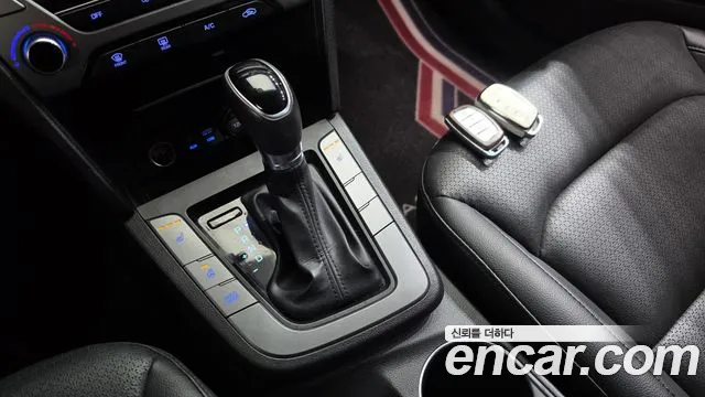 Hyundai Avante 2015 thumb 9
