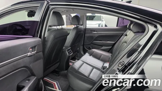 Hyundai Avante 2015 thumb 11