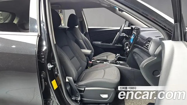 KG_Mobility_Ssangyong TIBOLI 2020 thumb 11