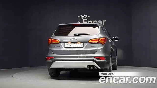 Hyundai Santa Fe 2016 thumb 4