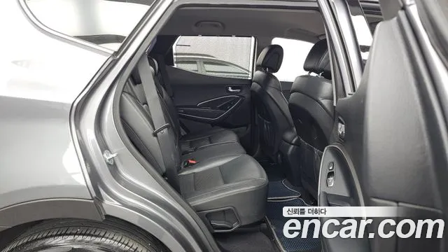 Hyundai Santa Fe 2016 thumb 12
