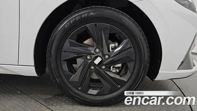Hyundai Avante 2022 thumb 4