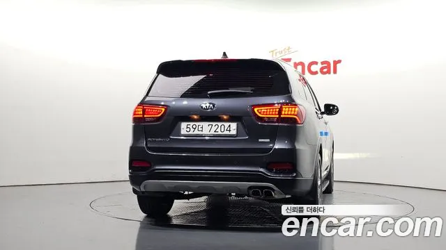 Kia Sorento 2018 thumb 4
