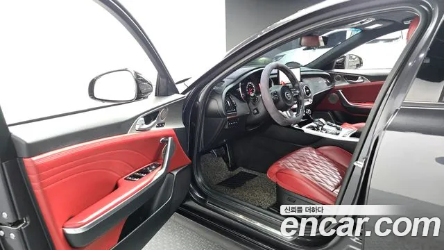 Kia Stinger 2020 thumb 10