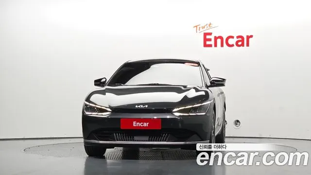 Kia EV6 2022 thumb 2