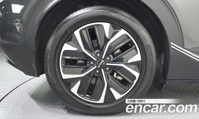 Kia EV6 2022 thumb 4
