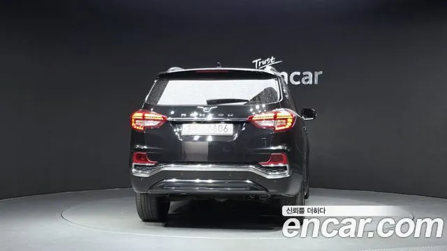 KG_Mobility_Ssangyong Rexton 2018 thumb 4