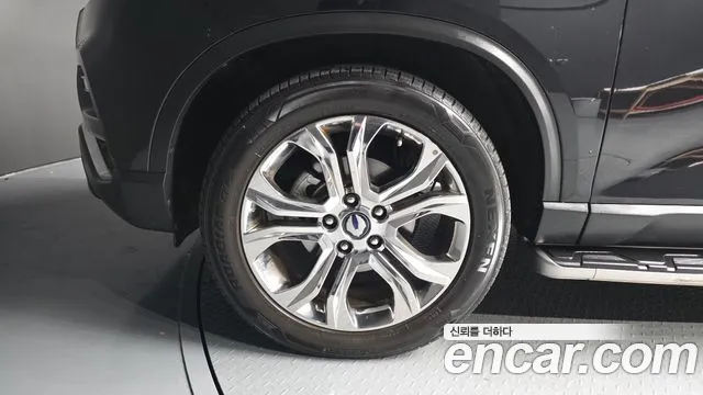 KG_Mobility_Ssangyong Rexton 2018 thumb 5