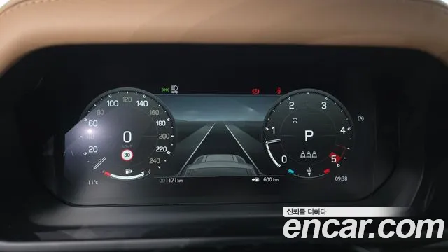 Land Rover Defender 2026 thumb 8