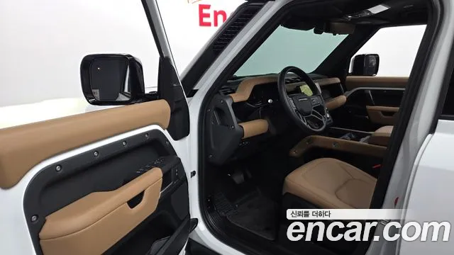 Land Rover Defender 2026 thumb 10