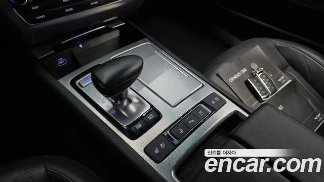 Genesis G80 2019 thumb 9