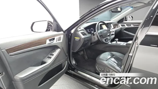 Genesis G80 2019 thumb 10