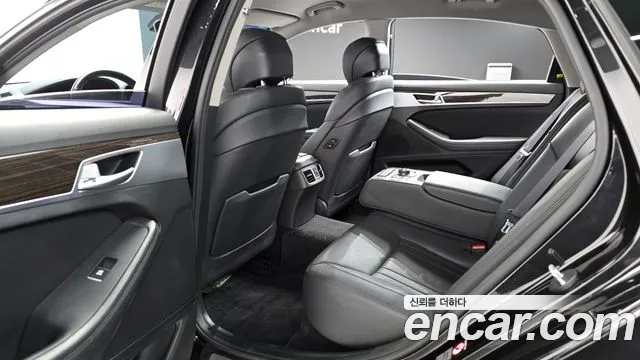 Genesis G80 2019 thumb 11