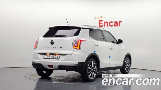 KG_Mobility_Ssangyong TIBOLI 2016 thumb 2