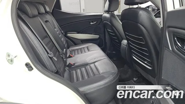 KG_Mobility_Ssangyong TIBOLI 2016 thumb 11