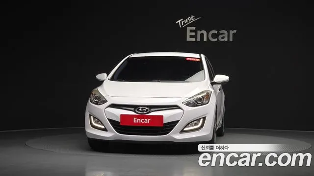 Hyundai i30 2014 thumb 2