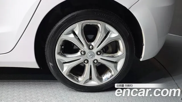 Hyundai i30 2014 thumb 4