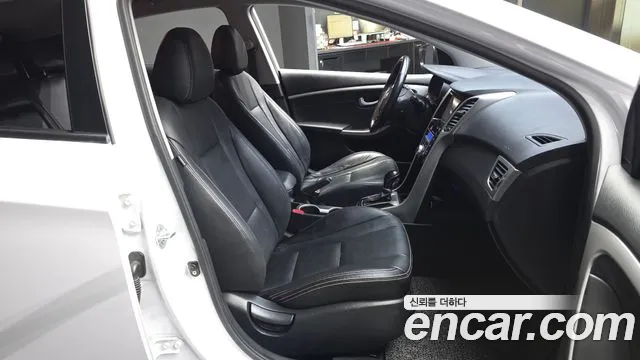 Hyundai i30 2014 thumb 10